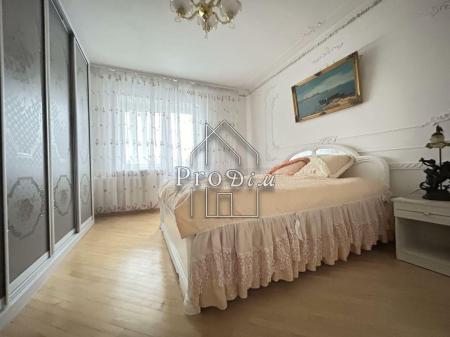 Продам 3-кімнатну квартиру