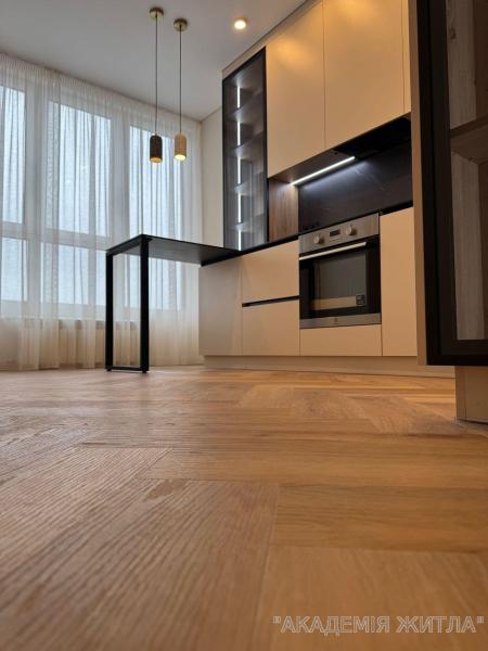 Продам 1-комнатную квартиру в новостройке