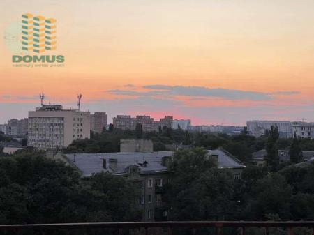 Продам 3-кімнатну квартиру