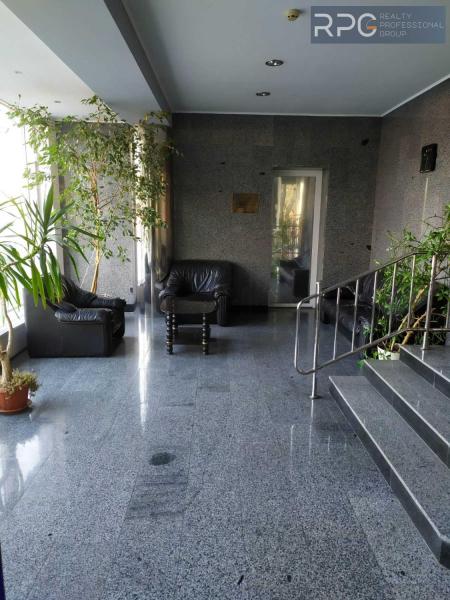 Здам офіс в офісному центрі