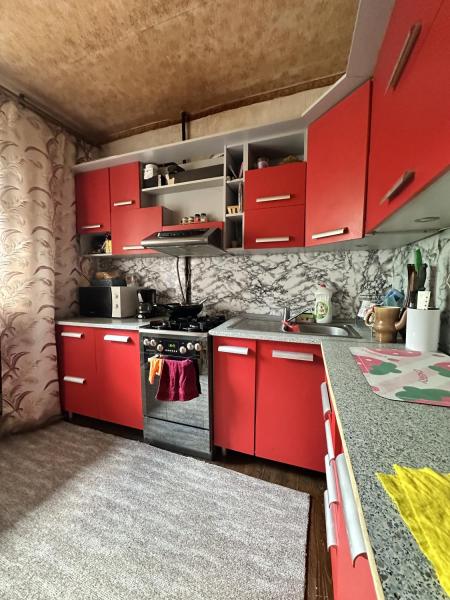 Продам 2-кімнатну квартиру