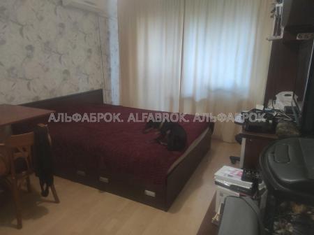 Продам 2-кімнатну квартиру