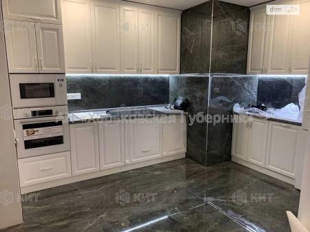 Продам 3-комнатную квартиру