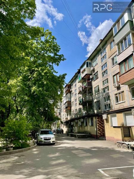 Продам 2-кімнатну квартиру