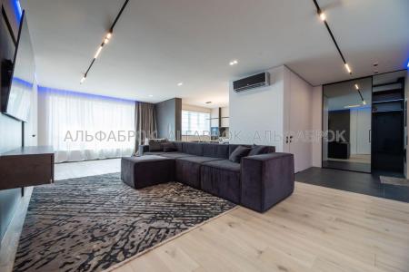 Продам 4-комнатную квартиру, ЖК Obolon Residences