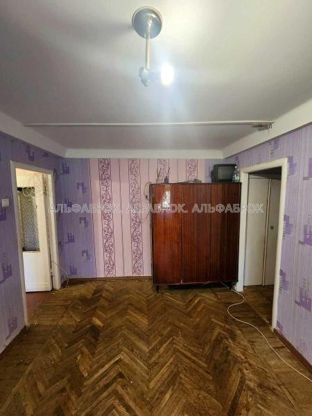 Продам 2-кімнатну квартиру