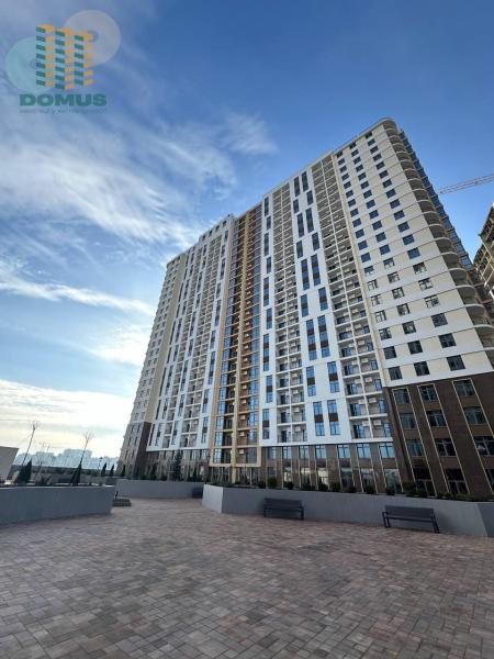 Продам 2-кімнатну квартиру, ЖК «Шістдесят восьма перлина»