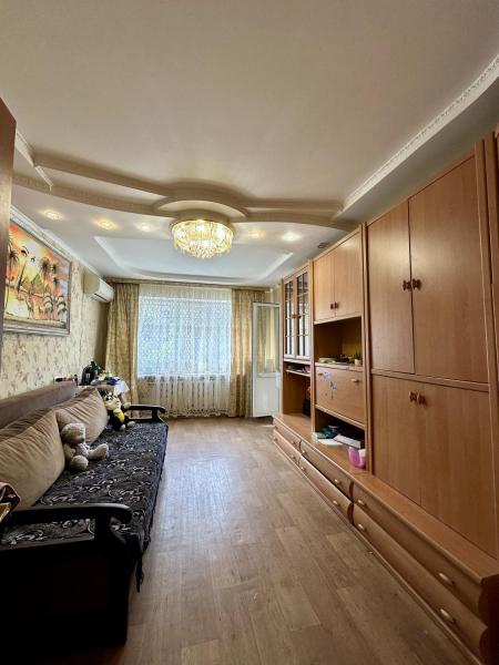 Продам 3-комнатную квартиру