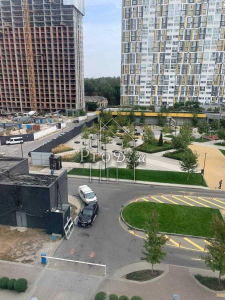 Продам 3-кімнатну квартиру в новобудові, ЖК Русанівська Гавань