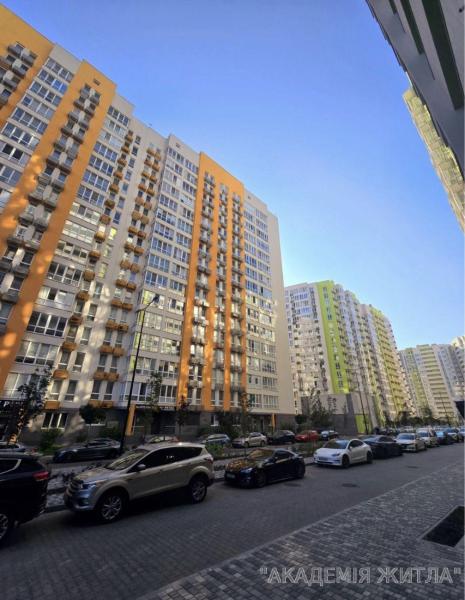 Продам 2-комнатную квартиру в новостройке, ЖК Нивки-Парк