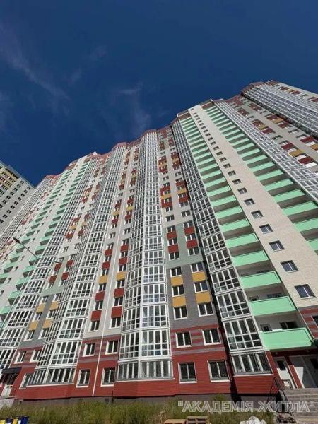 Продам 1-комнатную квартиру в новостройке