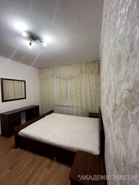 Продам 3-комнатную квартиру