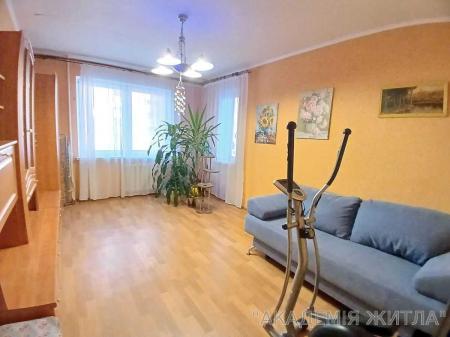 Сдам 3-комнатную квартиру в новостройке