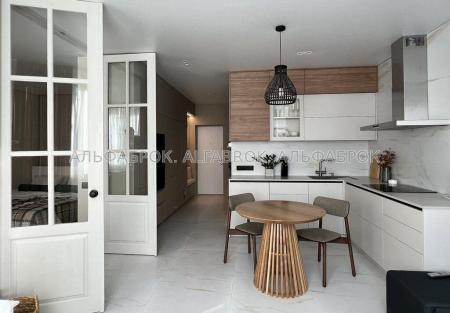 Продам 2-кімнатну квартиру