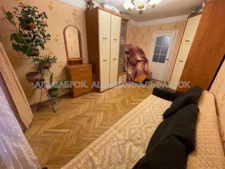 Продам 3-кімнатну квартиру