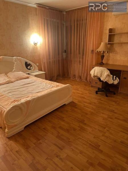 Продам 2-кімнатну квартиру