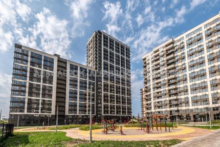 Продам 3-кімнатну квартиру, ЖК Варшавський 3