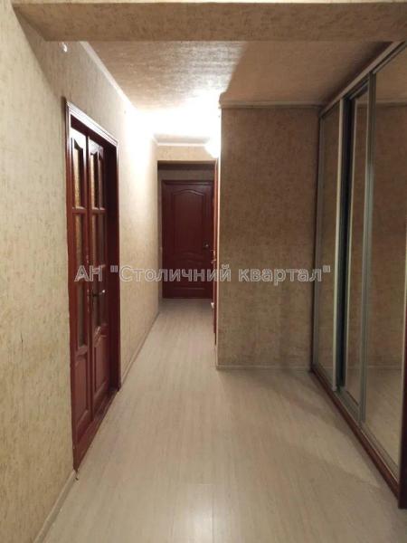 Продам 3-кімнатну квартиру