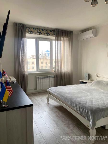 Продам 1-комнатную квартиру