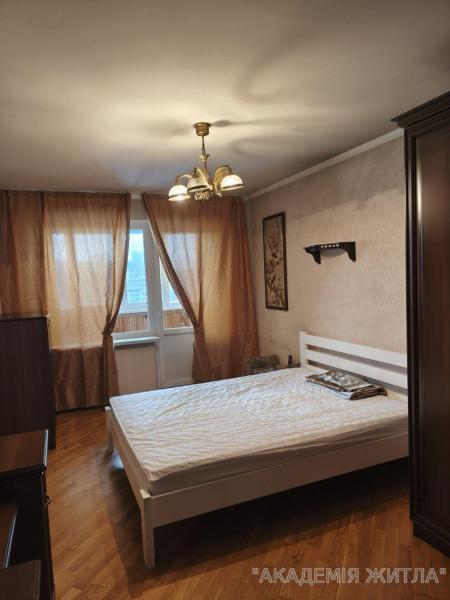 Сдам 3-комнатную квартиру