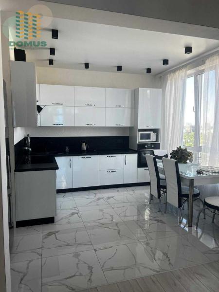 Продам 3-кімнатну квартиру, ЖК «Омега»