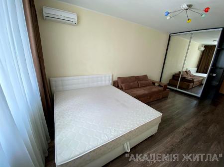 Сдам 3-комнатную квартиру в новостройке