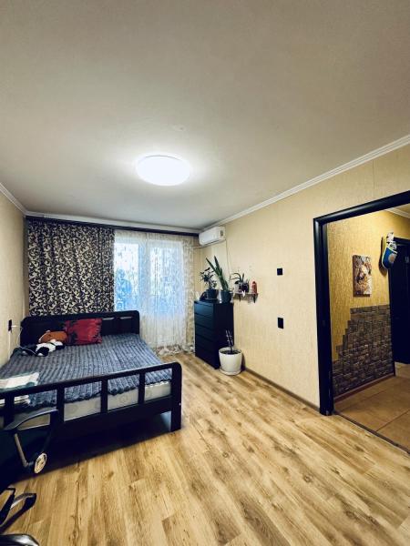 Продам 2-комнатную квартиру