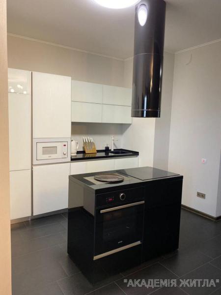 Продам 2-комнатную квартиру в новостройке, ЖК Изумрудный