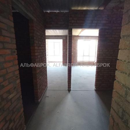 Продам 3-кімнатну квартиру