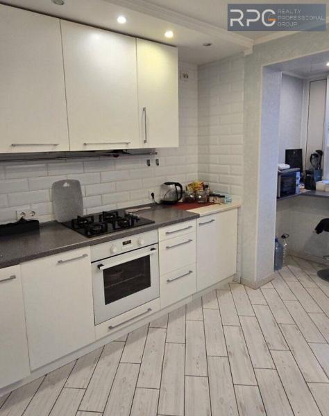 Продам 2-кімнатну квартиру