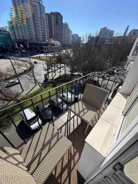 Продам 2-кімнатну квартиру