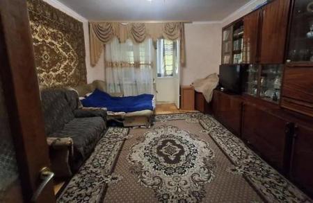 Продам 2-кімнатну квартиру