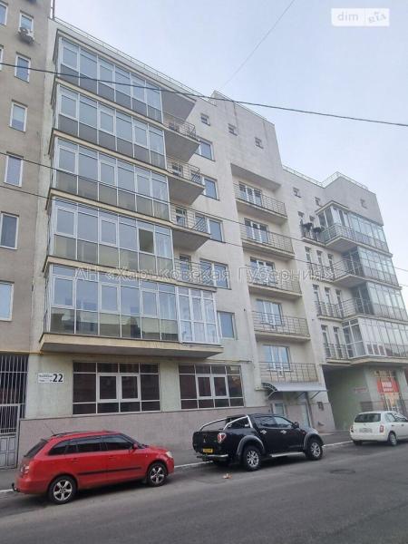 Продам 4-комнатную квартиру