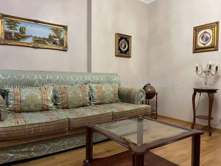 Продам 3-комнатную квартиру