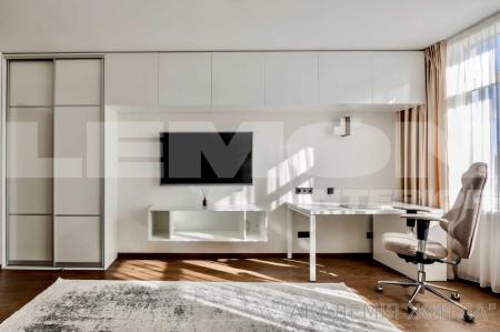 Продам 1-комнатную квартиру в новостройке, ЖК Зеленый остров 2