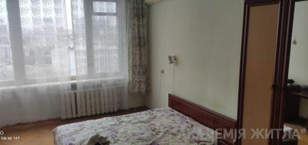 Продам 2-комнатную квартиру