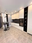 Сдам 1-комнатную квартиру в новостройке, ЖК Варшавский 3, 44 м², без внутренних работ