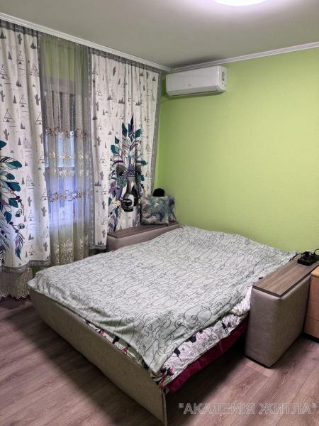 Продам 3-комнатную квартиру