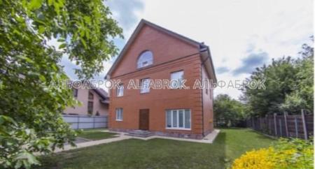 Продам 3-этажный дом