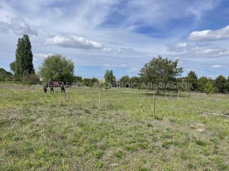 Продам участок под застройку жилой недвижимости