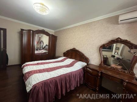 Сдам 3-комнатную квартиру