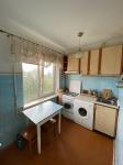 Продам 3-кімнатну квартиру, 60 м², радянський ремонт