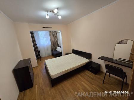 Сдам 3-комнатную квартиру