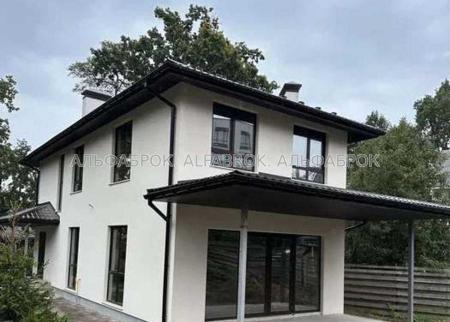 Продам 2-поверховий будинок