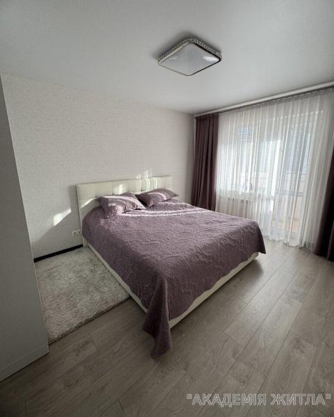 Продам 3-комнатную квартиру