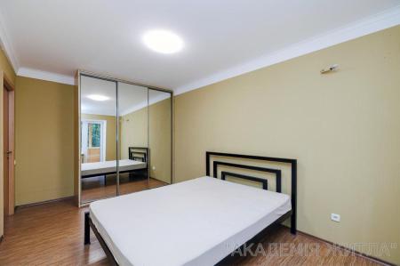 Продам 3-комнатную квартиру