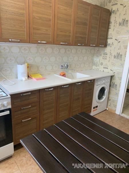 Продам 2-комнатную квартиру