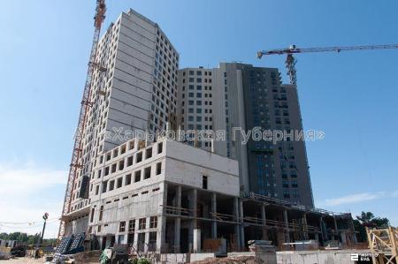 Продам 4-комнатную квартиру в новостройке, ЖК «Манхэттен»