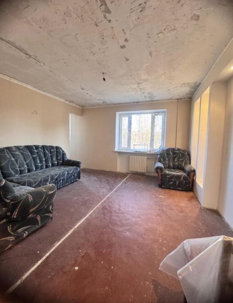 Продам 2-кімнатну квартиру