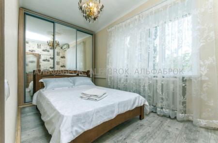 Продам 2-комнатную квартиру